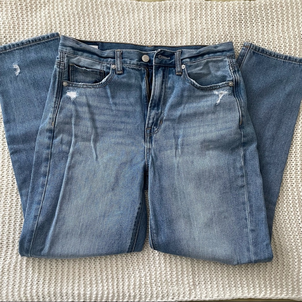 American Eagle Mom Jeans - US 6 Regular